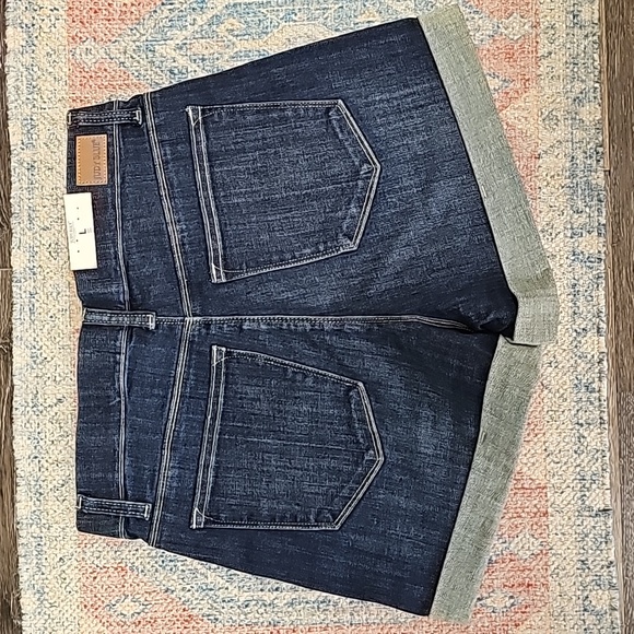 Judy Blue, blue denim, Large, shorts - Picture 2 of 2